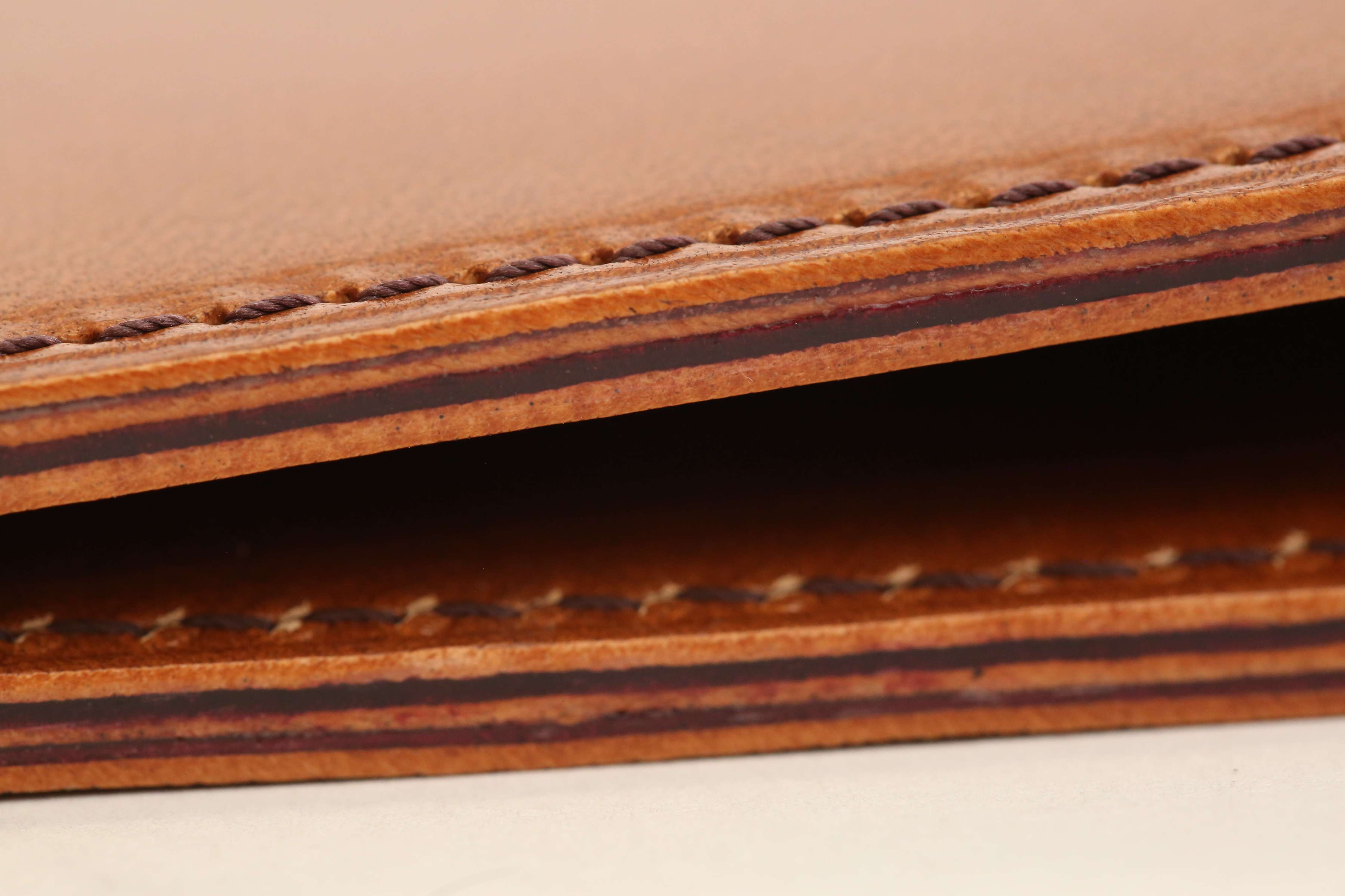 The Bi-Fold – Icon4x4